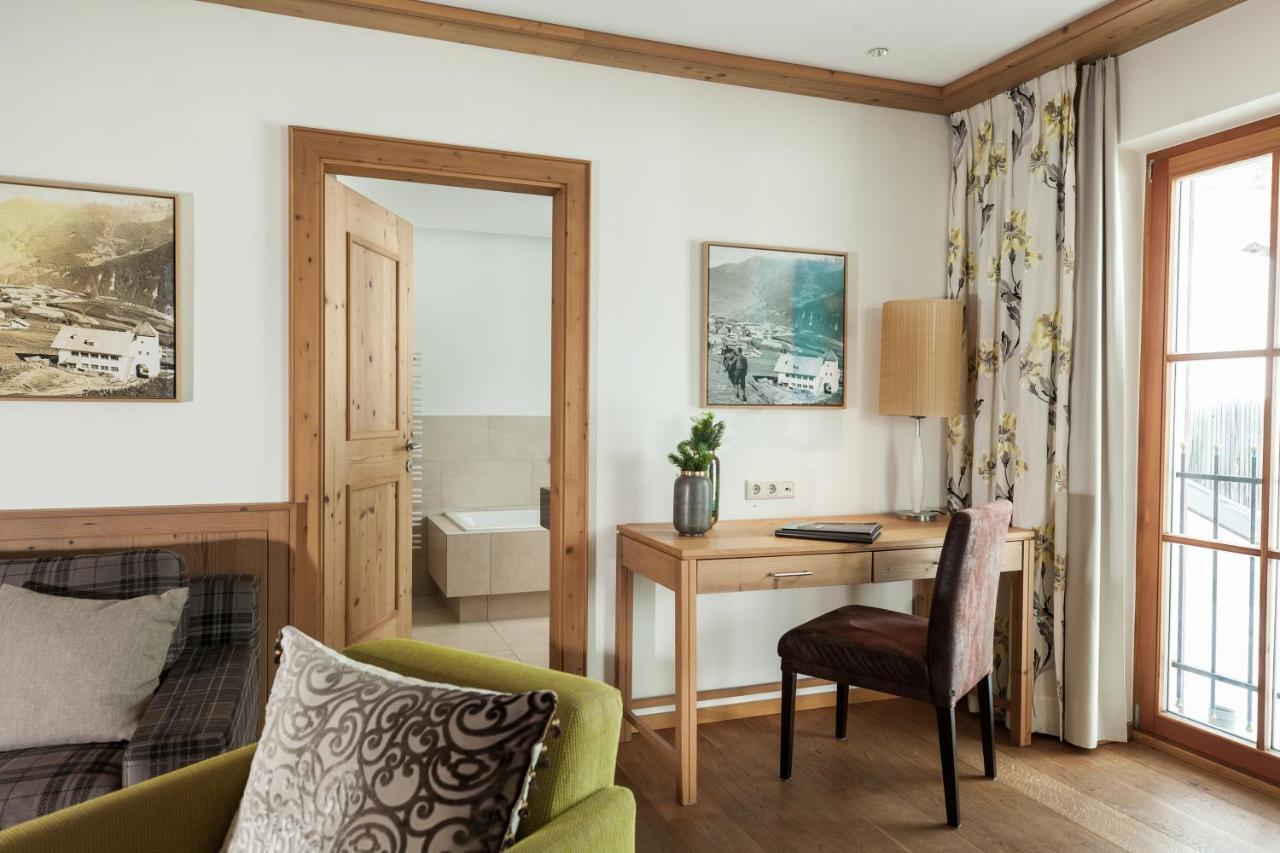 Schlosshotel Fiss Eksteriør bilde